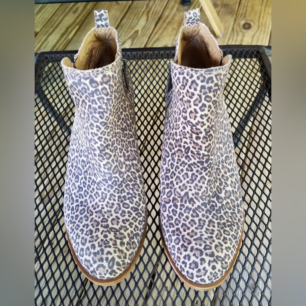 Lucky Brand Leather Leopard Booties/ Boots Size 7 - Picture 2 of 10